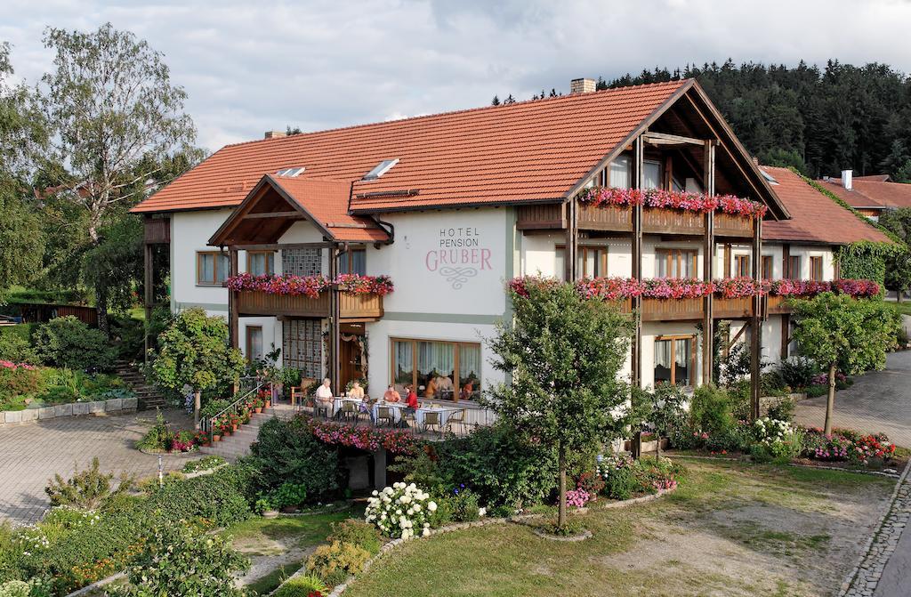 Landhotel Gruber Waldmünchen Buitenkant foto